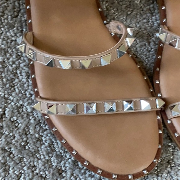Steve Madden Travel Tan Studded Sandal - Picture 2 of 5